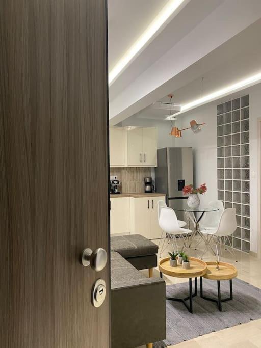 Apartment By The Castle Янина Экстерьер фото